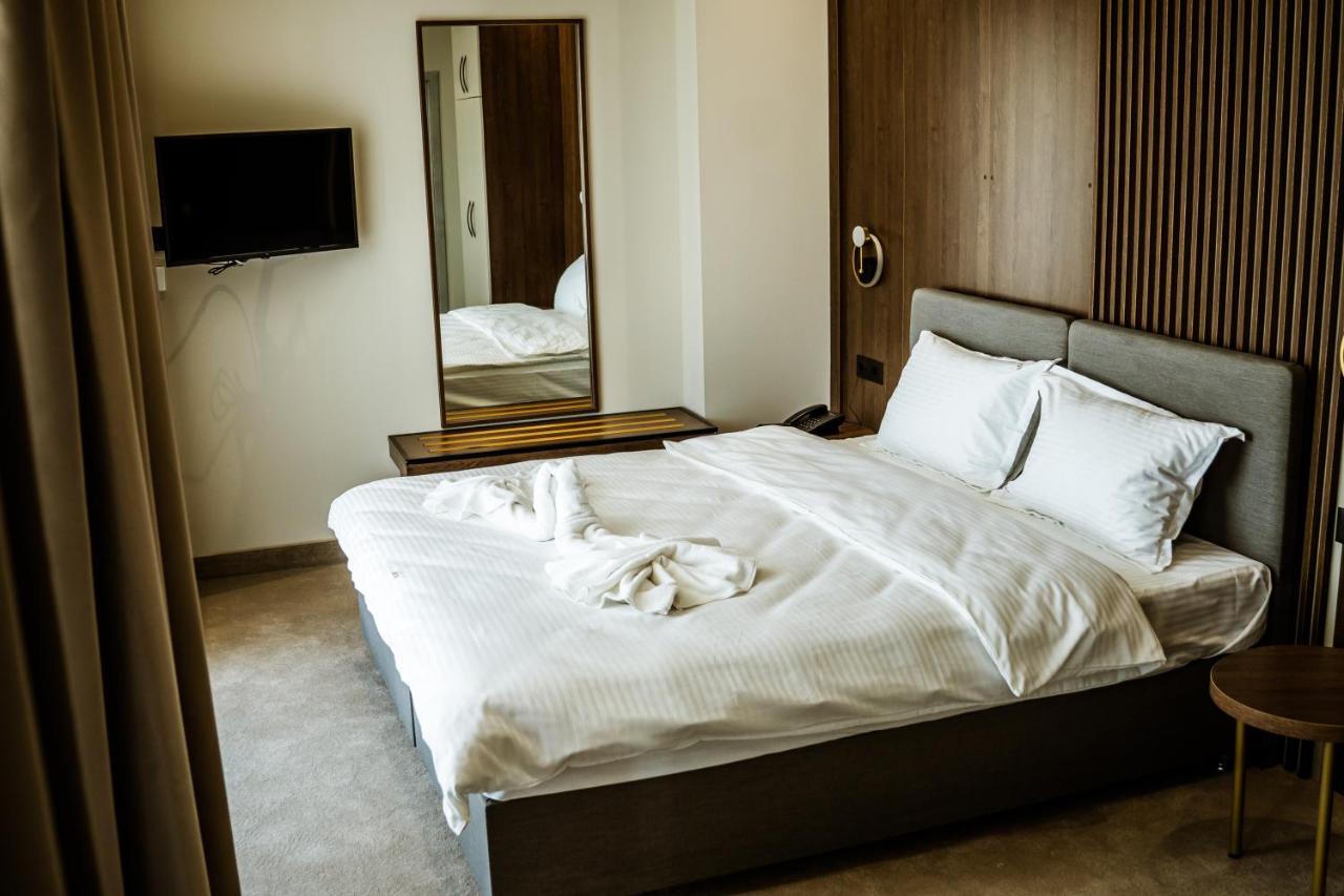 Sonio Boutique Hotel ママイア エクステリア 写真